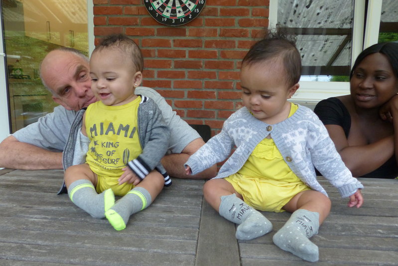 tweeling 7 maanden 291.JPG